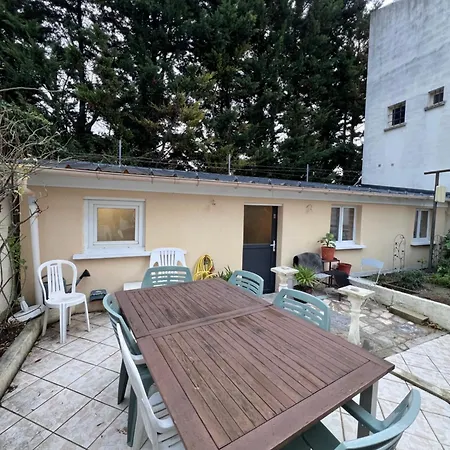 La * Maisons-Alfort